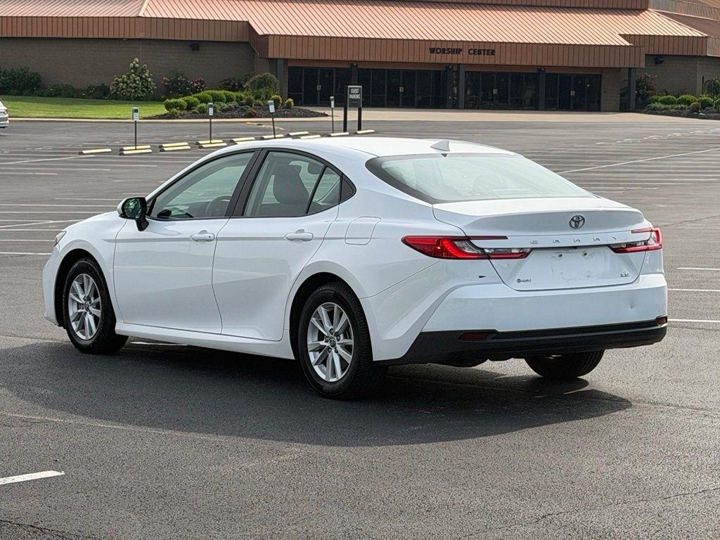 Toyota Camry  2025