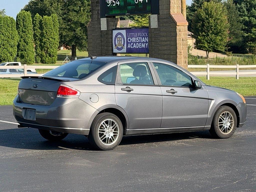 Ford Focus  2010