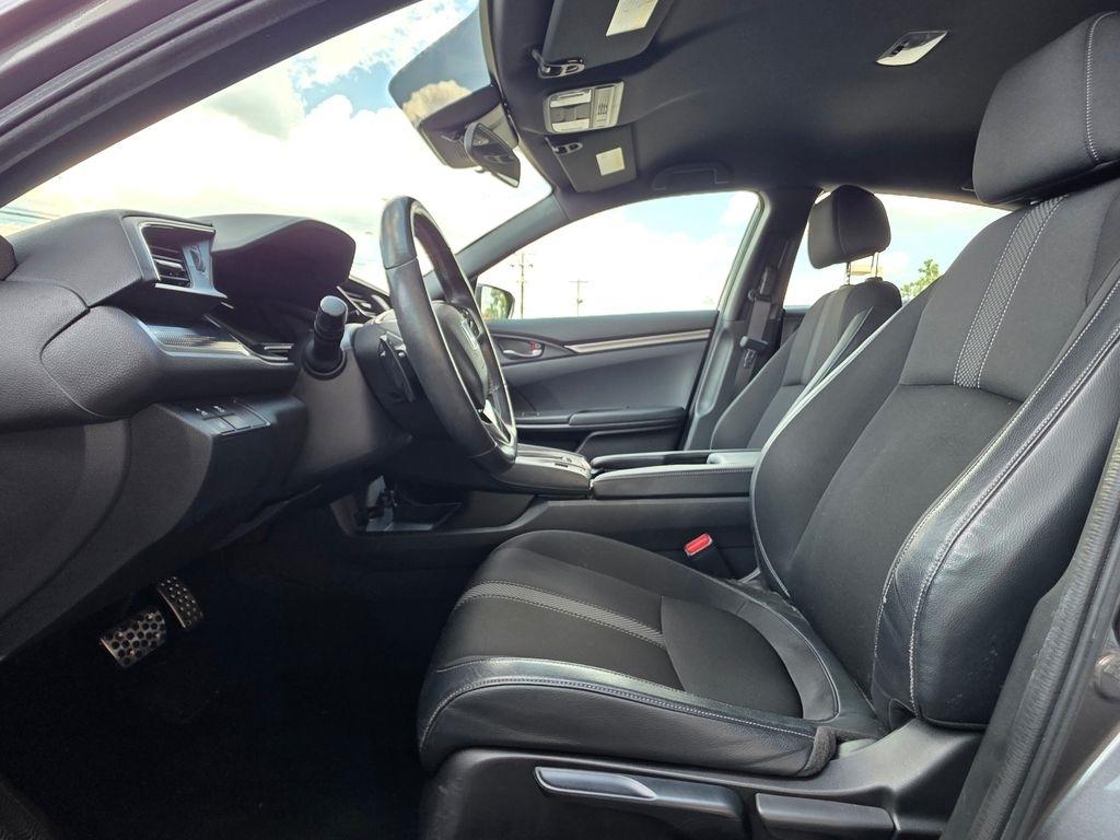 Honda Civic Hatchback  2021