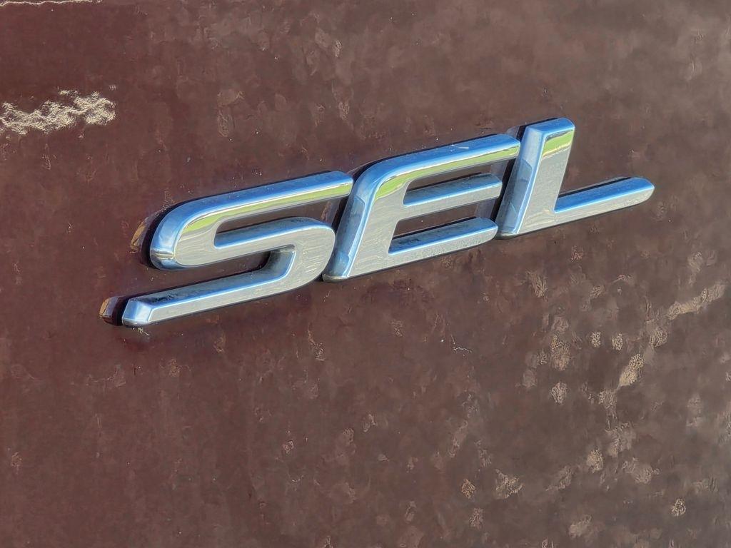Ford Edge photo 6