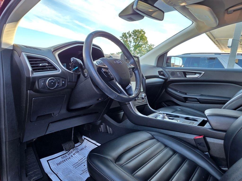 Ford Edge photo 10