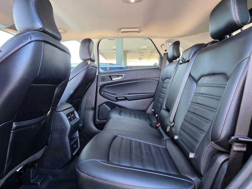 Ford Edge photo 17