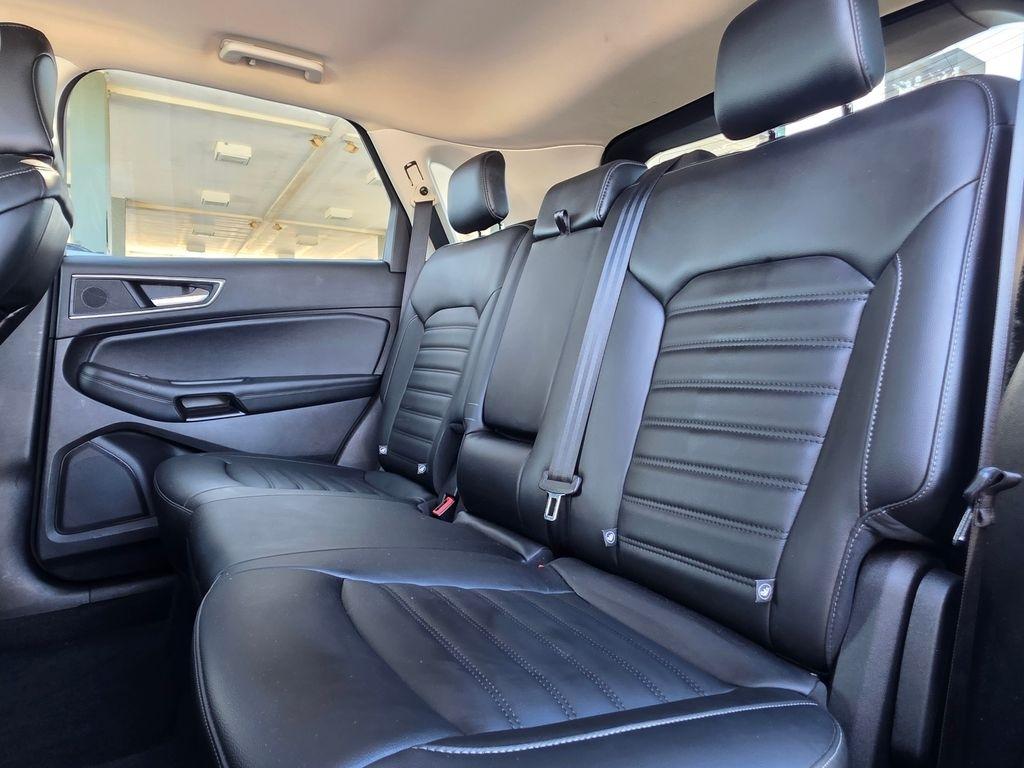 Ford Edge photo 19