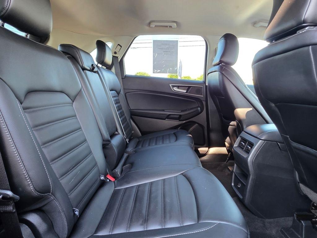 Ford Edge photo 21