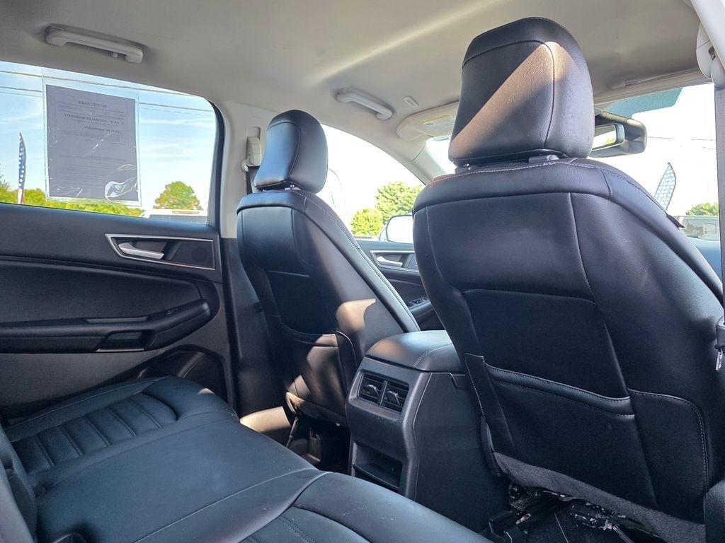 Ford Edge photo 22