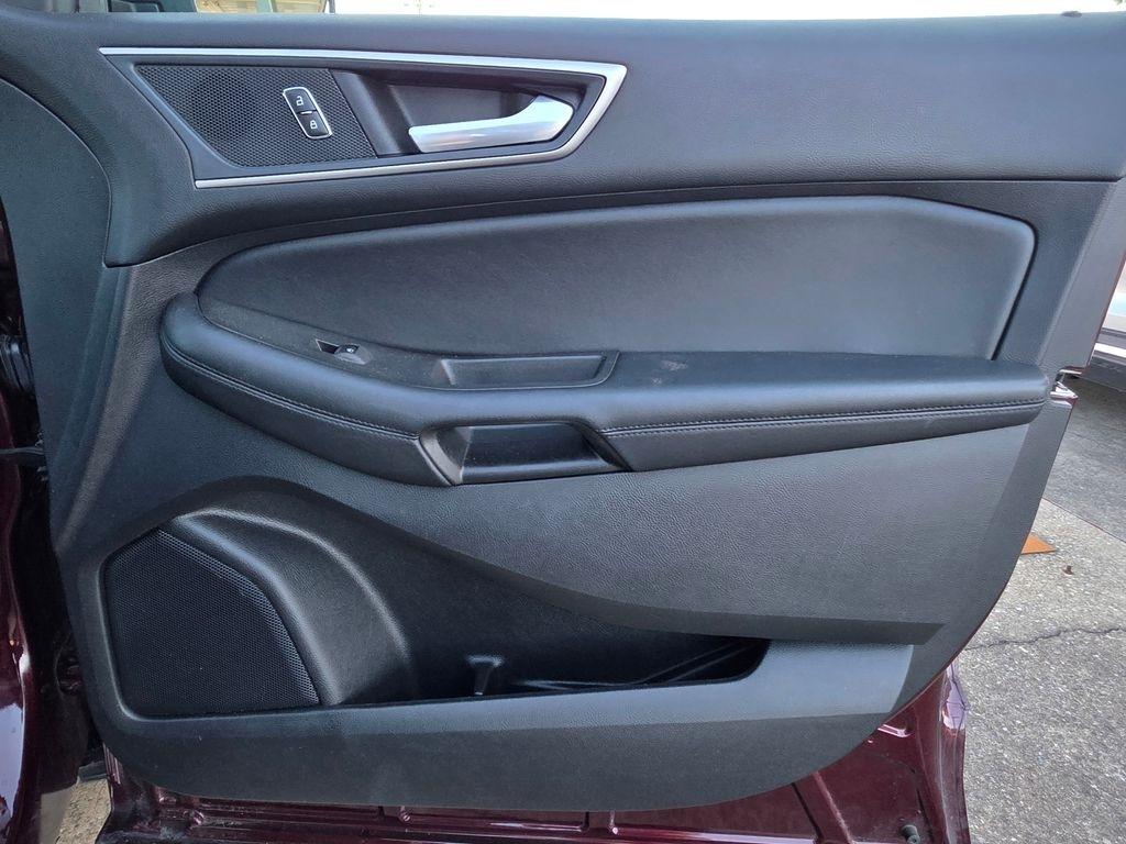 Ford Edge photo 27