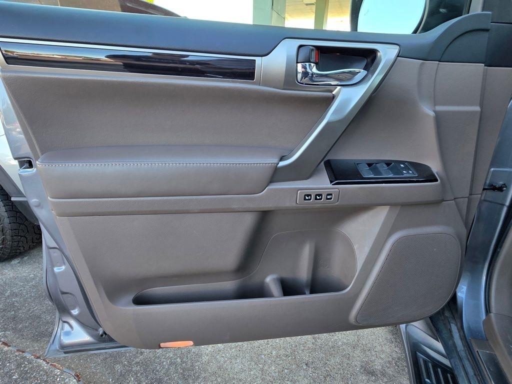 Lexus GX  2018