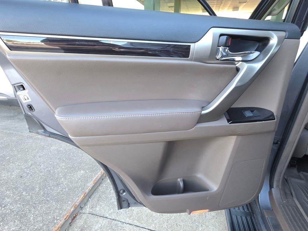 Lexus GX  2018