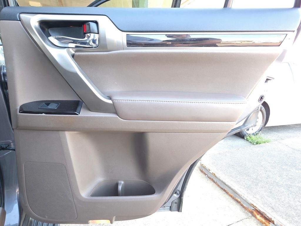 Lexus GX  2018