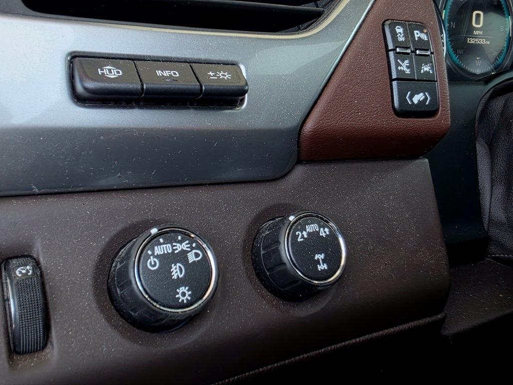Chevrolet Suburban  2017