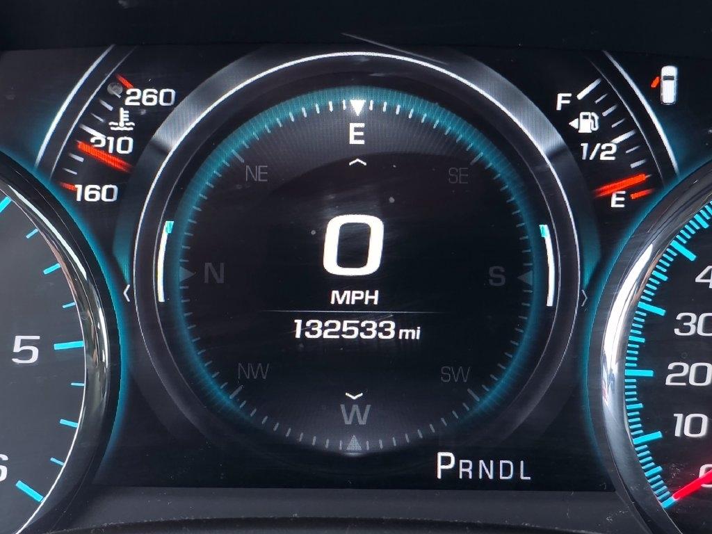 Chevrolet Suburban  2017