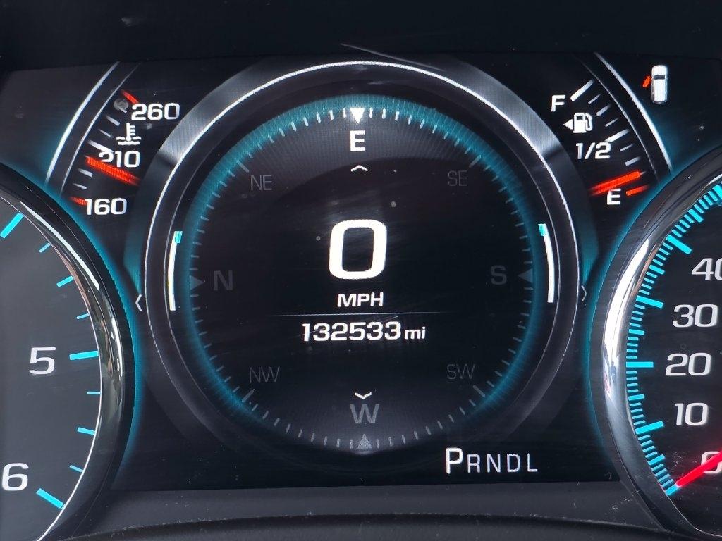 Chevrolet Suburban  2017