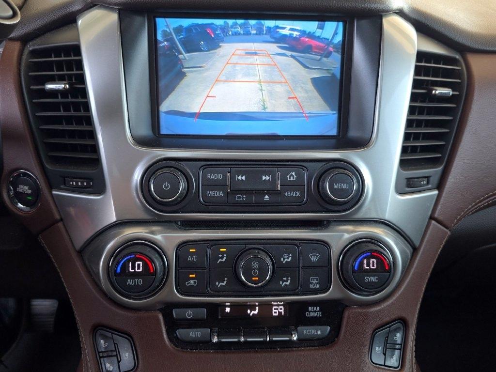 Chevrolet Suburban  2017