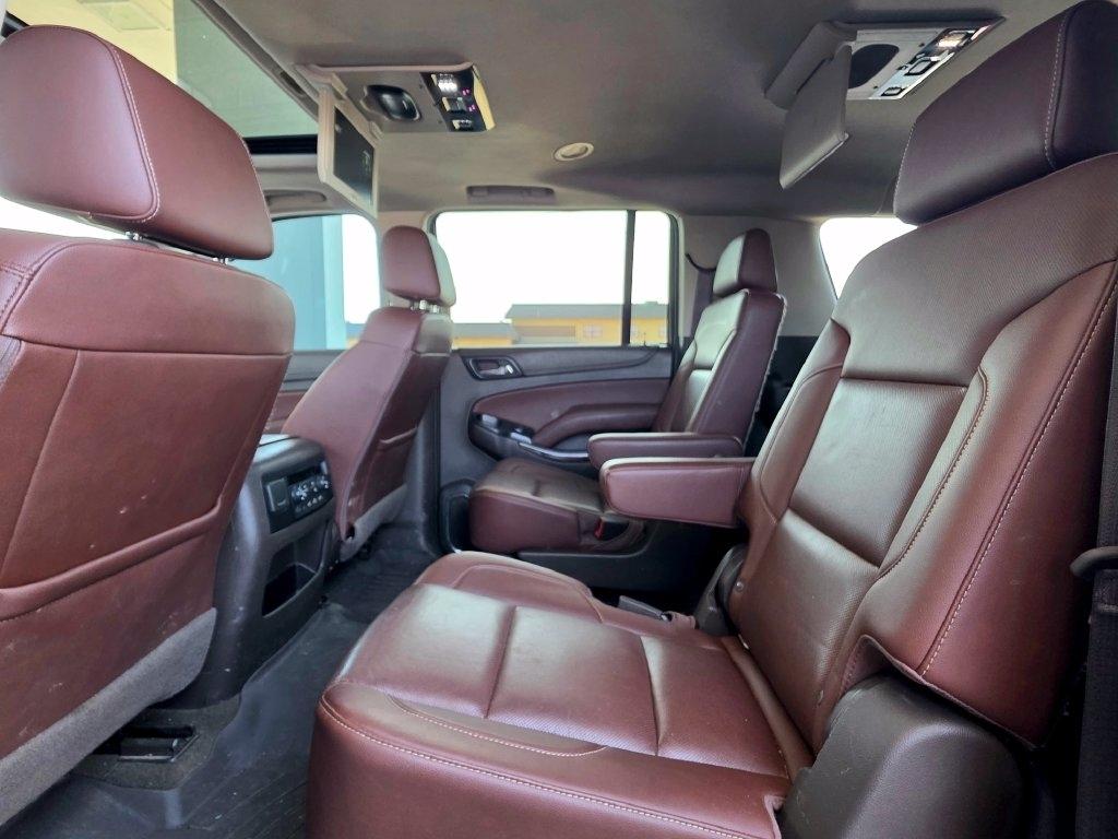 Chevrolet Suburban  2017