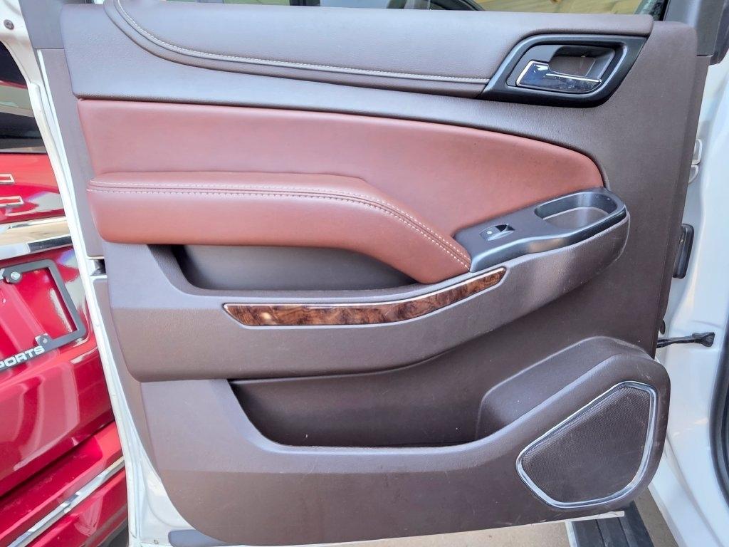 Chevrolet Suburban  2017
