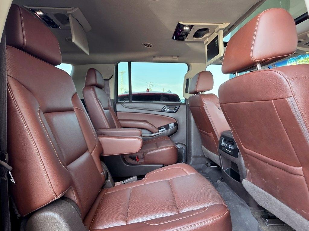 Chevrolet Suburban  2017