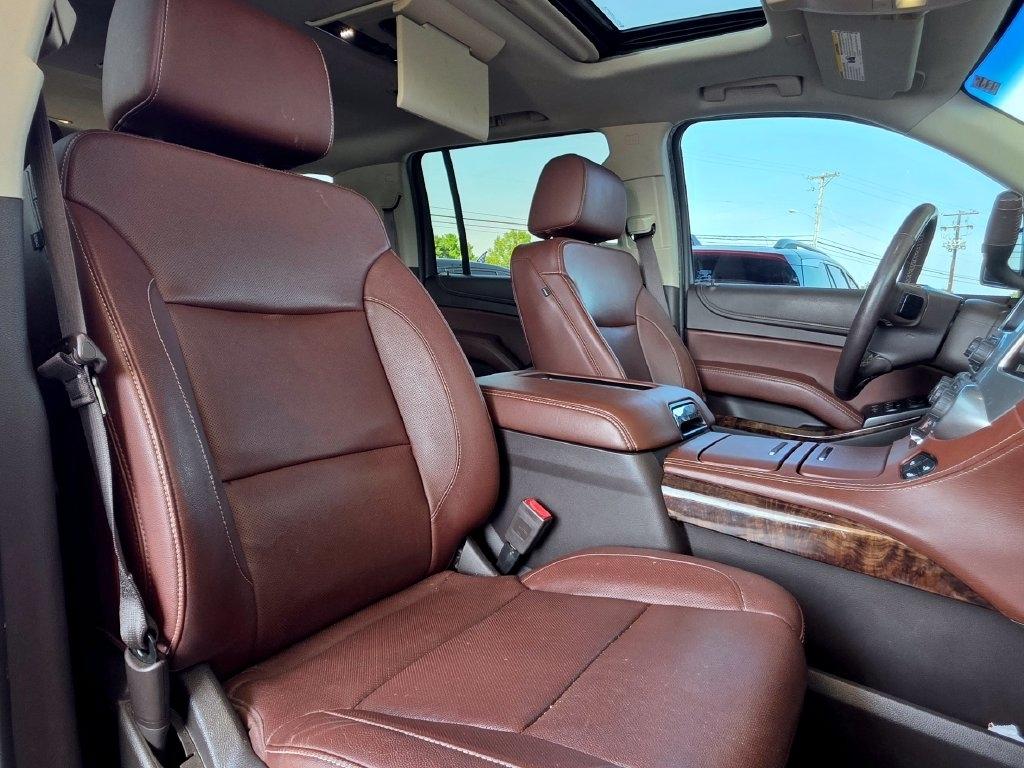 Chevrolet Suburban  2017