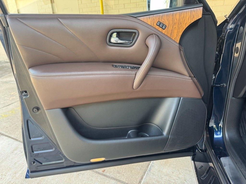 Infiniti QX80  2017