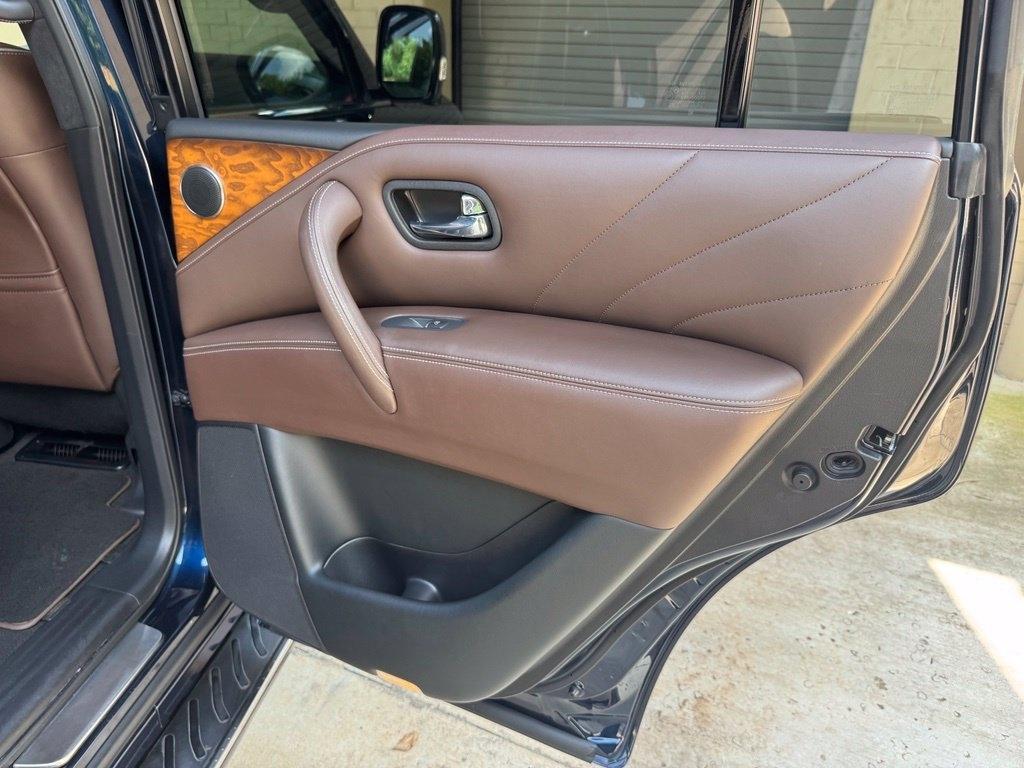 Infiniti QX80  2017