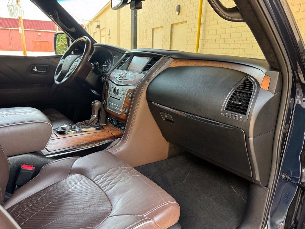 Infiniti QX80  2017