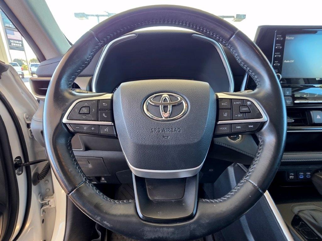 Toyota Highlander photo 13
