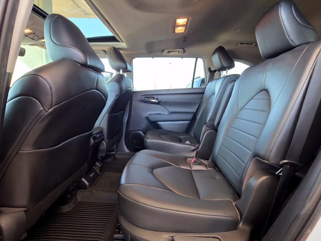 Toyota Highlander photo 21