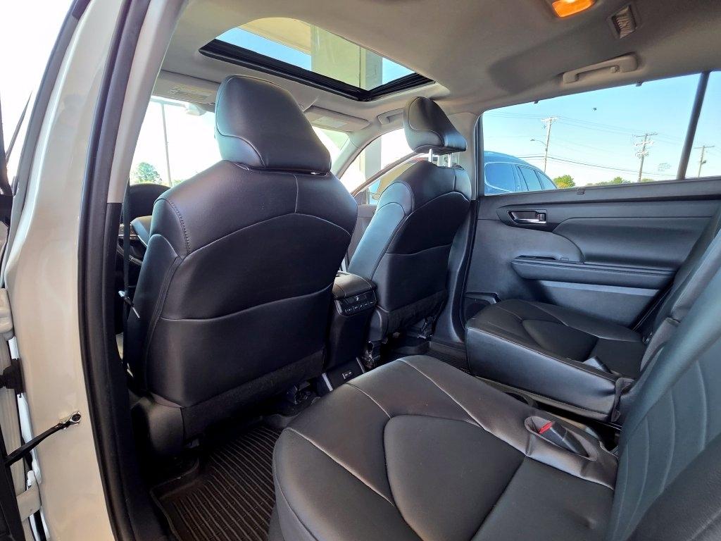 Toyota Highlander photo 24