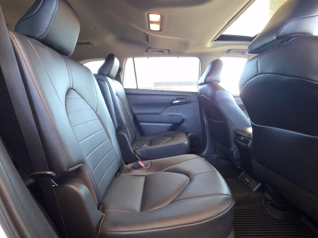 Toyota Highlander photo 26