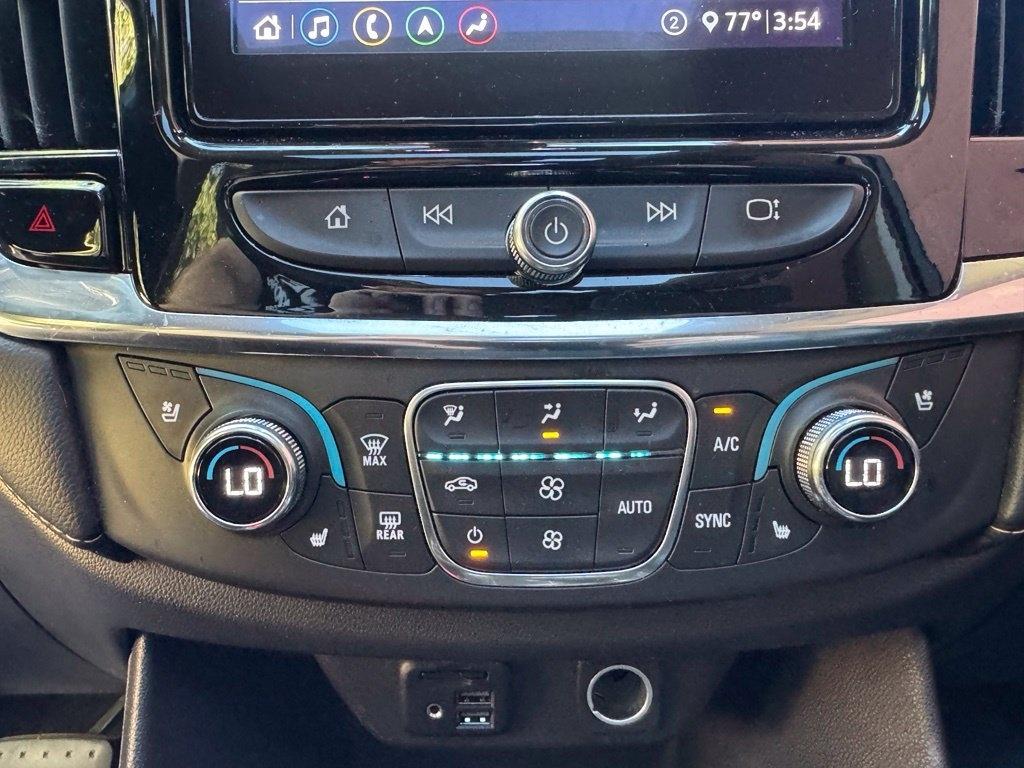 Chevrolet Traverse photo 9