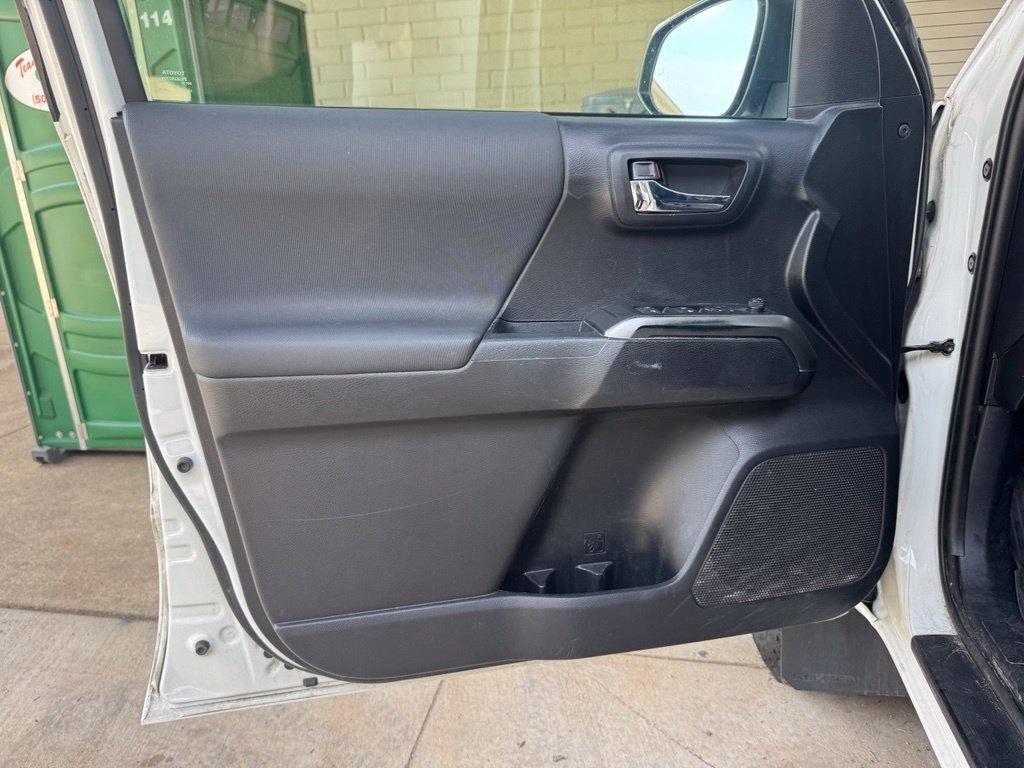 Toyota Tacoma 4WD  2019