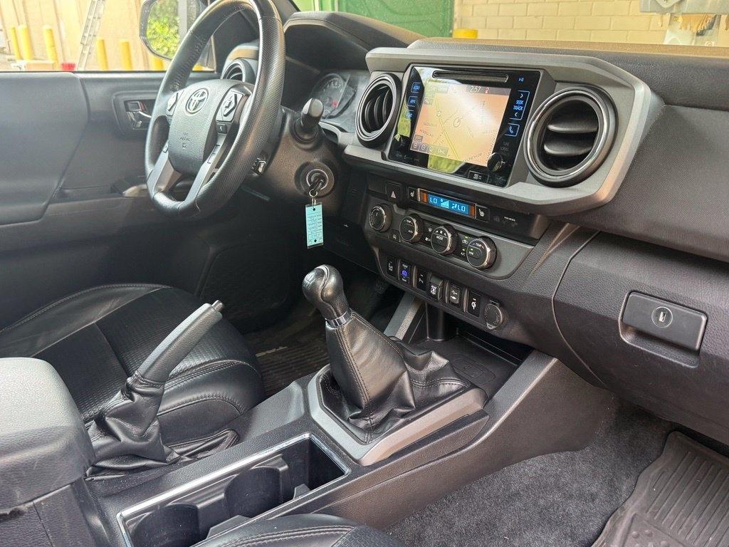Toyota Tacoma 4WD  2019