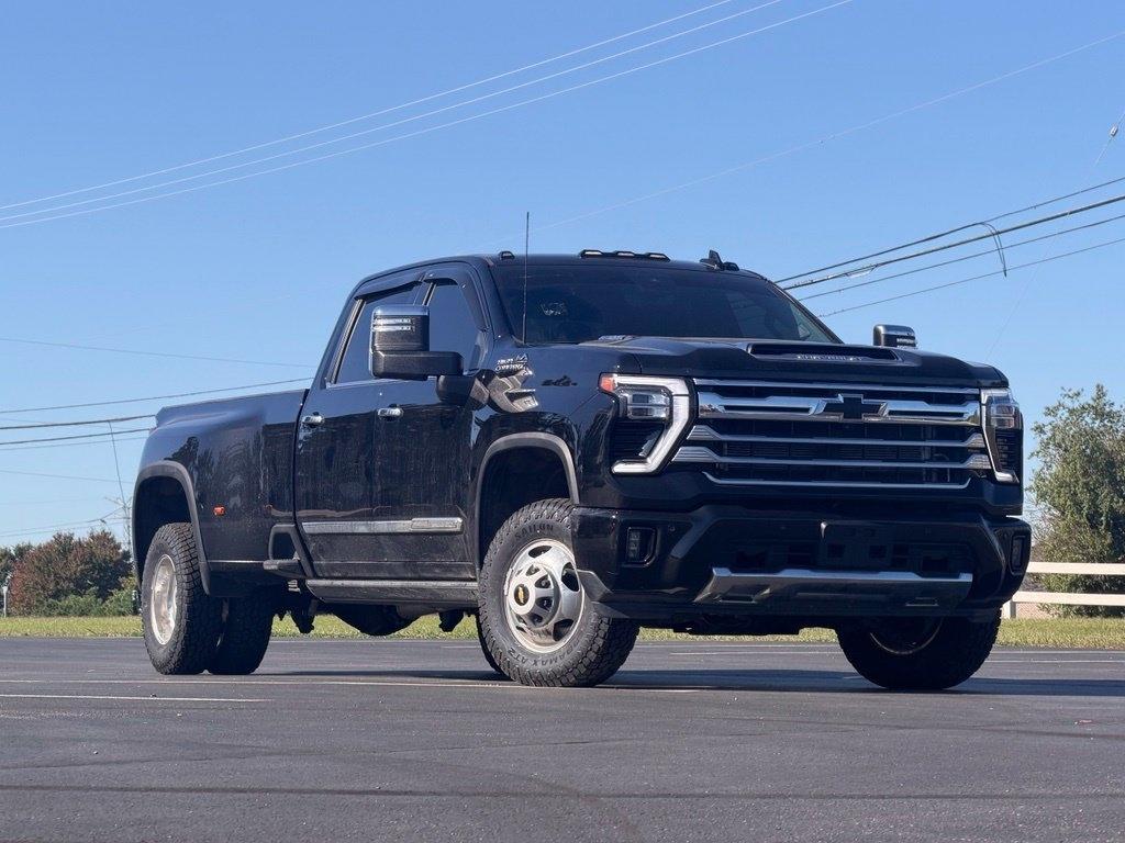 2025 Chevrolet Silverado 3500HD High Country