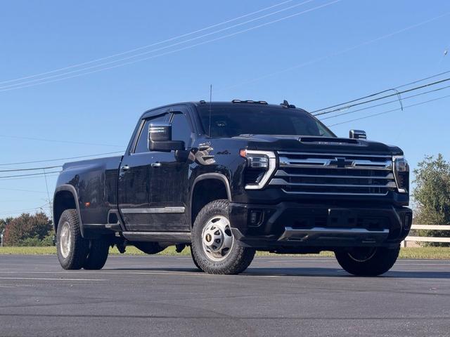 Black 2025 Chevrolet Silverado 3500HD Pickup Truck Four-Wheel Drive Automatic