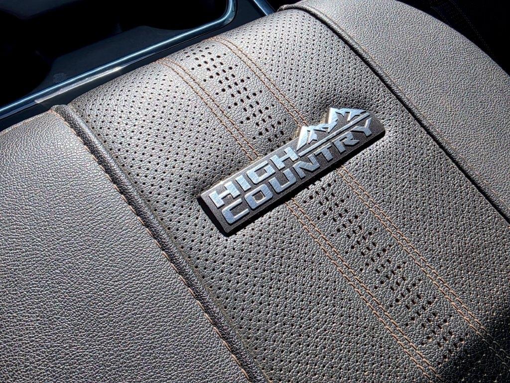 Chevrolet Silverado 3500HD  2025