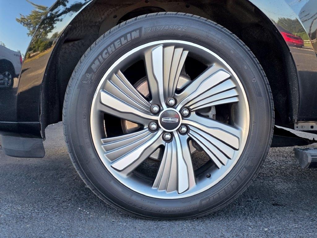 Lincoln Navigator photo 8