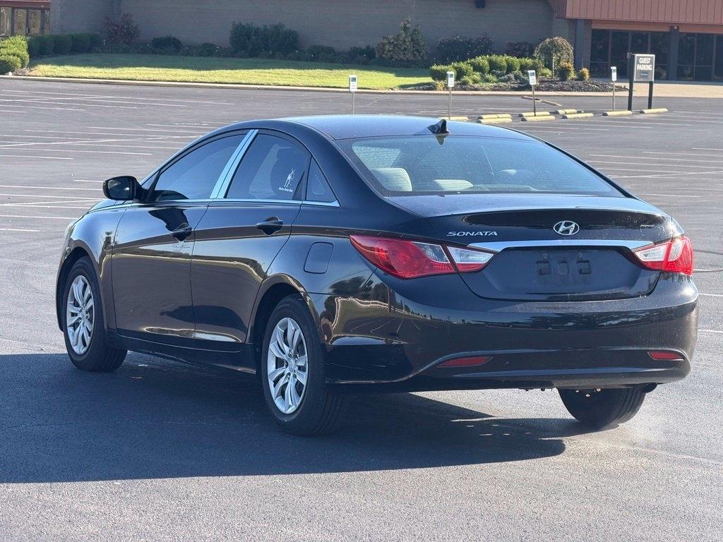 Hyundai Sonata  2011