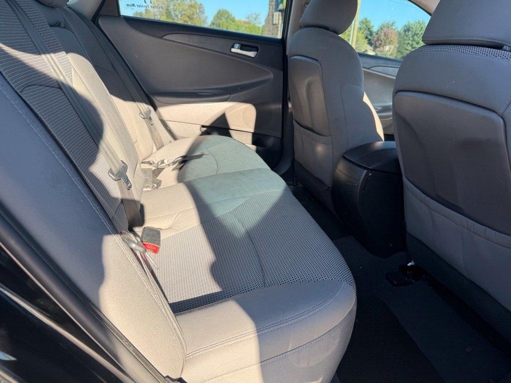 Hyundai Sonata  2011