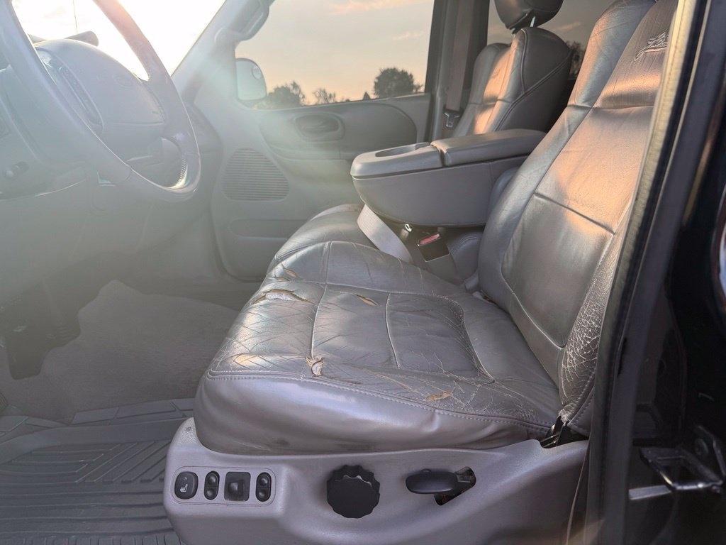 Ford F-150  2002