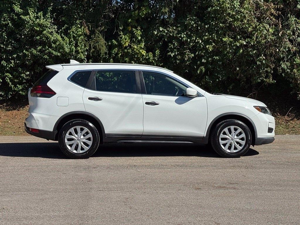 Nissan Rogue  2020
