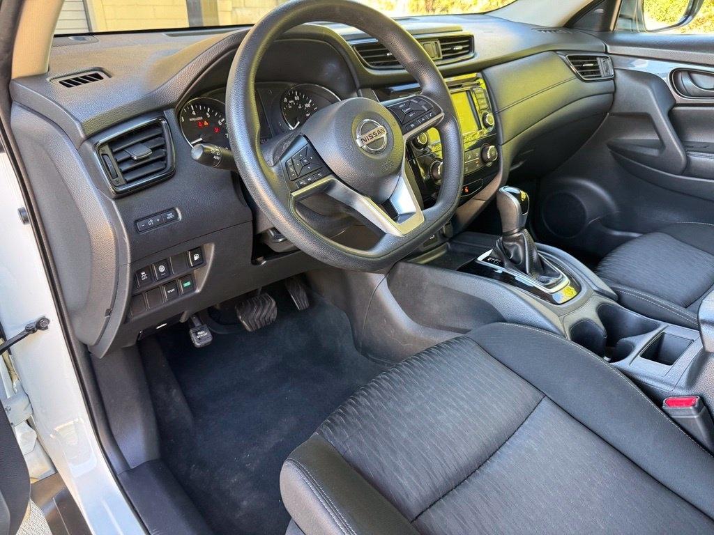 Nissan Rogue  2020