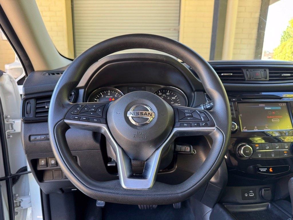Nissan Rogue  2020