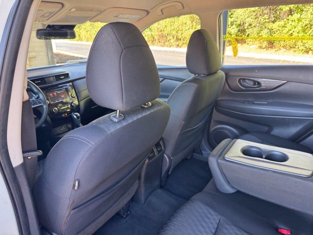 Nissan Rogue  2020