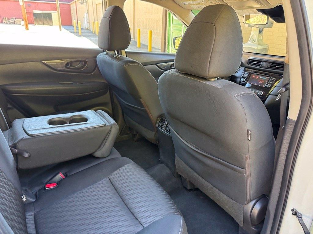 Nissan Rogue  2020