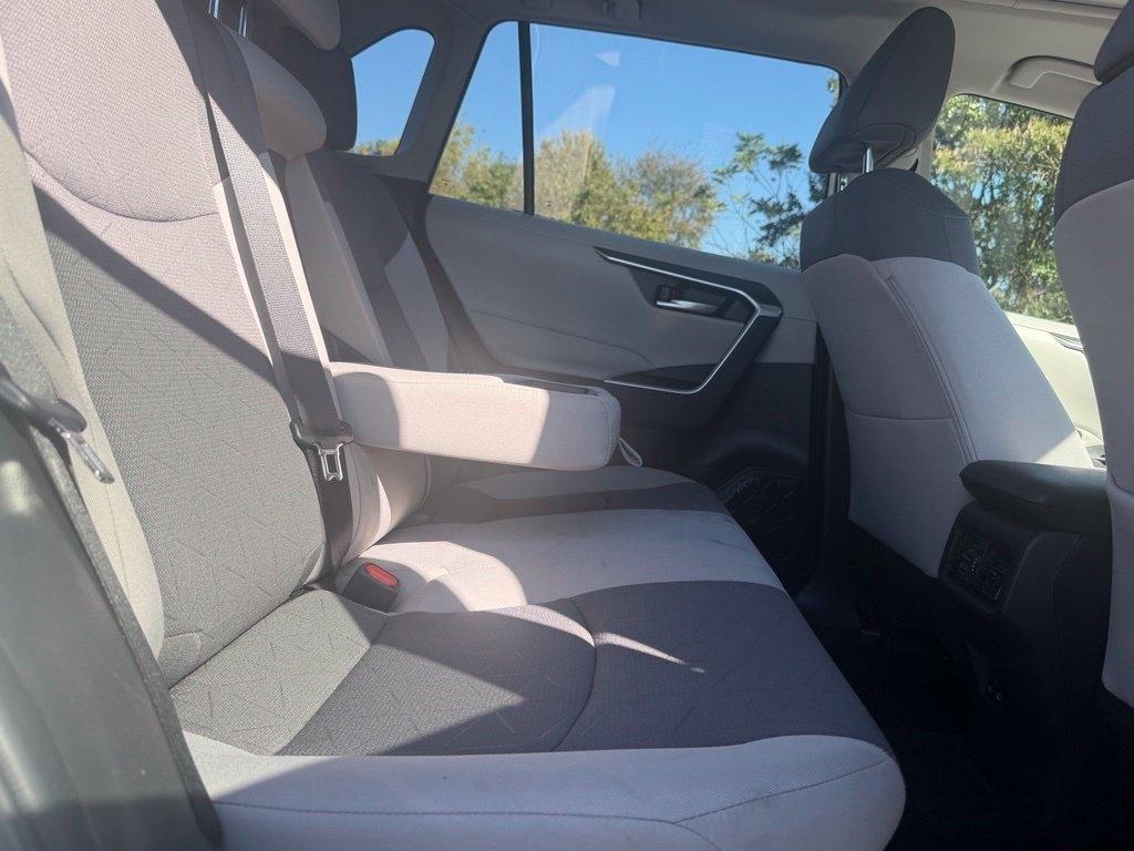 Toyota RAV4  2023