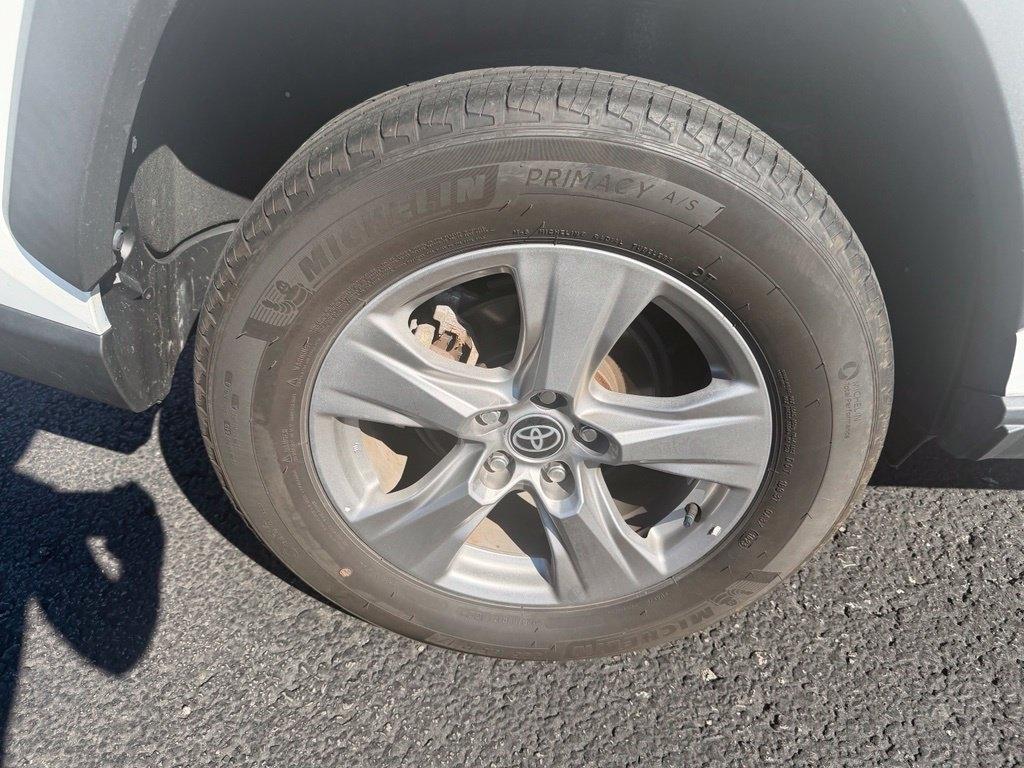Toyota RAV4  2023