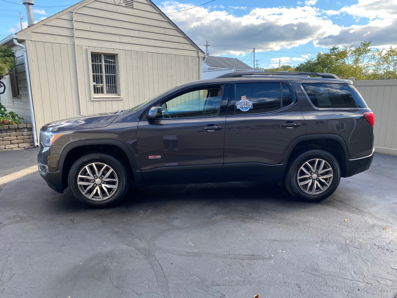 GMC Acadia All Terrain 1 AWD 2017 GMC Acadia All Terrain 1 AWD 2017