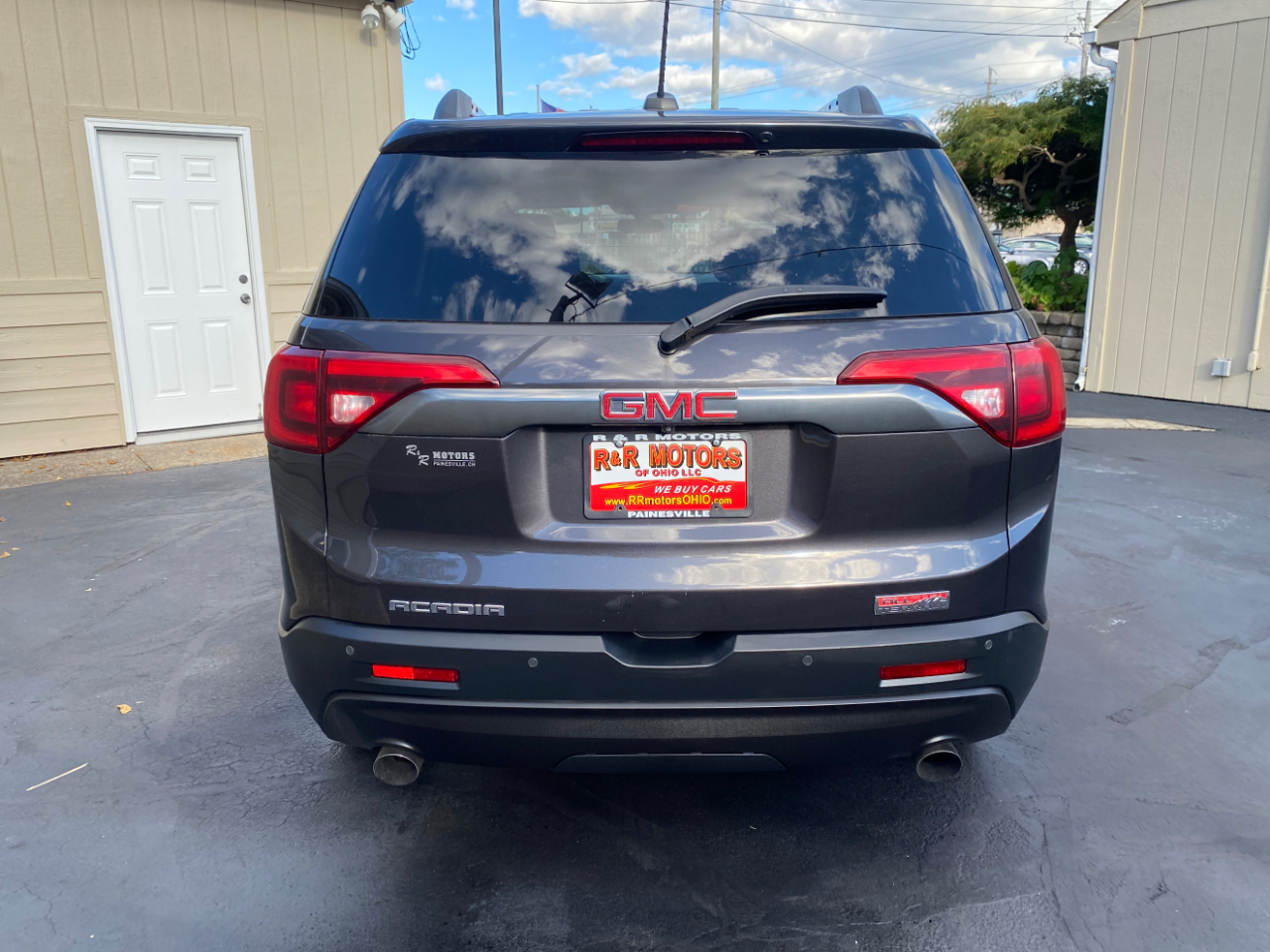 GMC Acadia All Terrain 1 AWD 2017 GMC Acadia All Terrain 1 AWD 2017