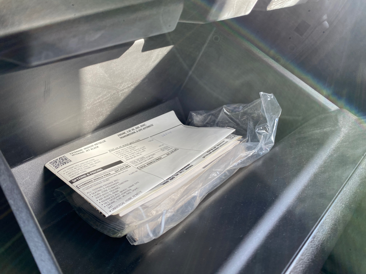 GMC Acadia All Terrain 1 AWD 2017 GMC Acadia All Terrain 1 AWD 2017