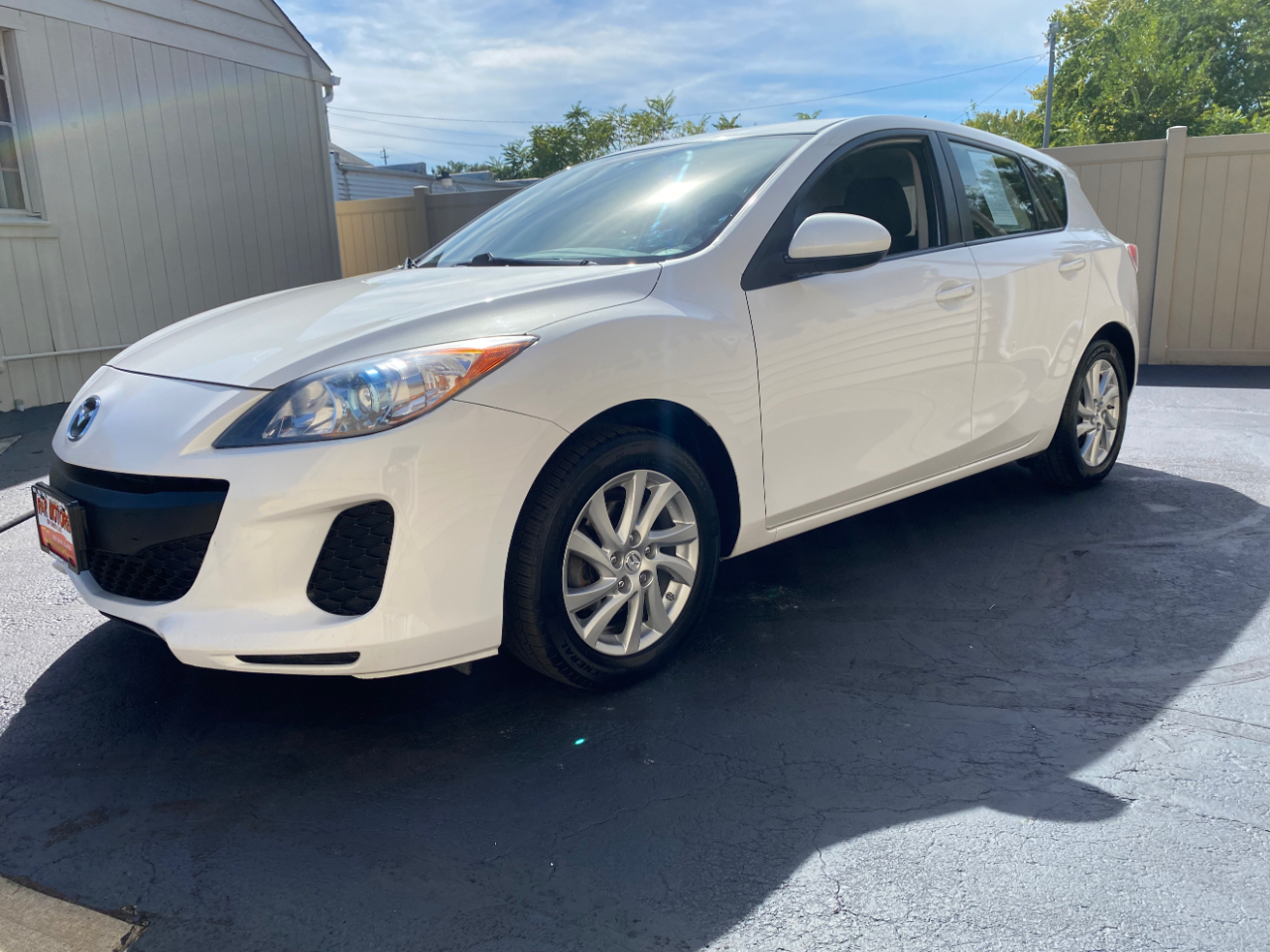 2012 Mazda Mazda3 Touring photo 9