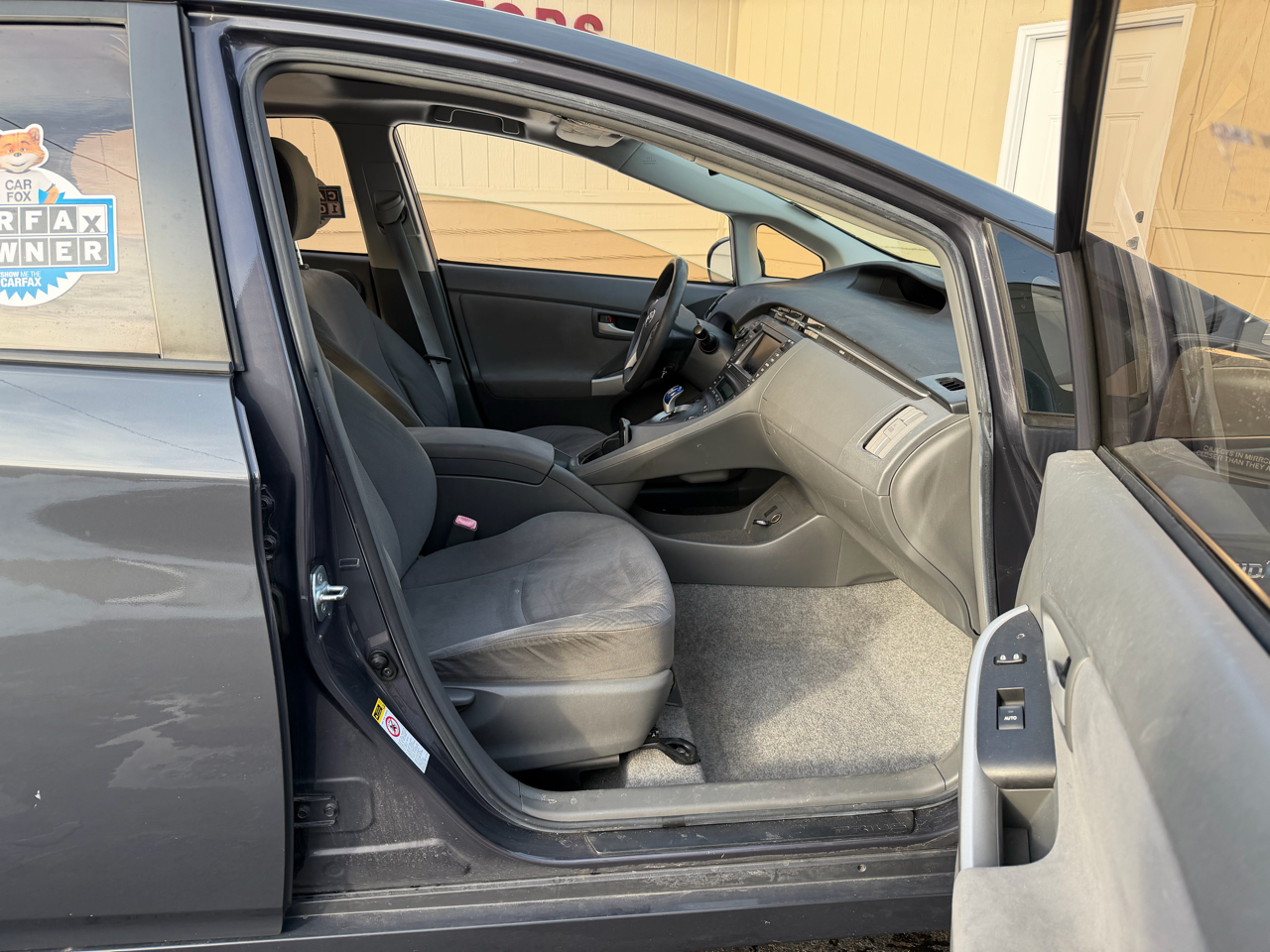 Toyota Prius Prius V 2010